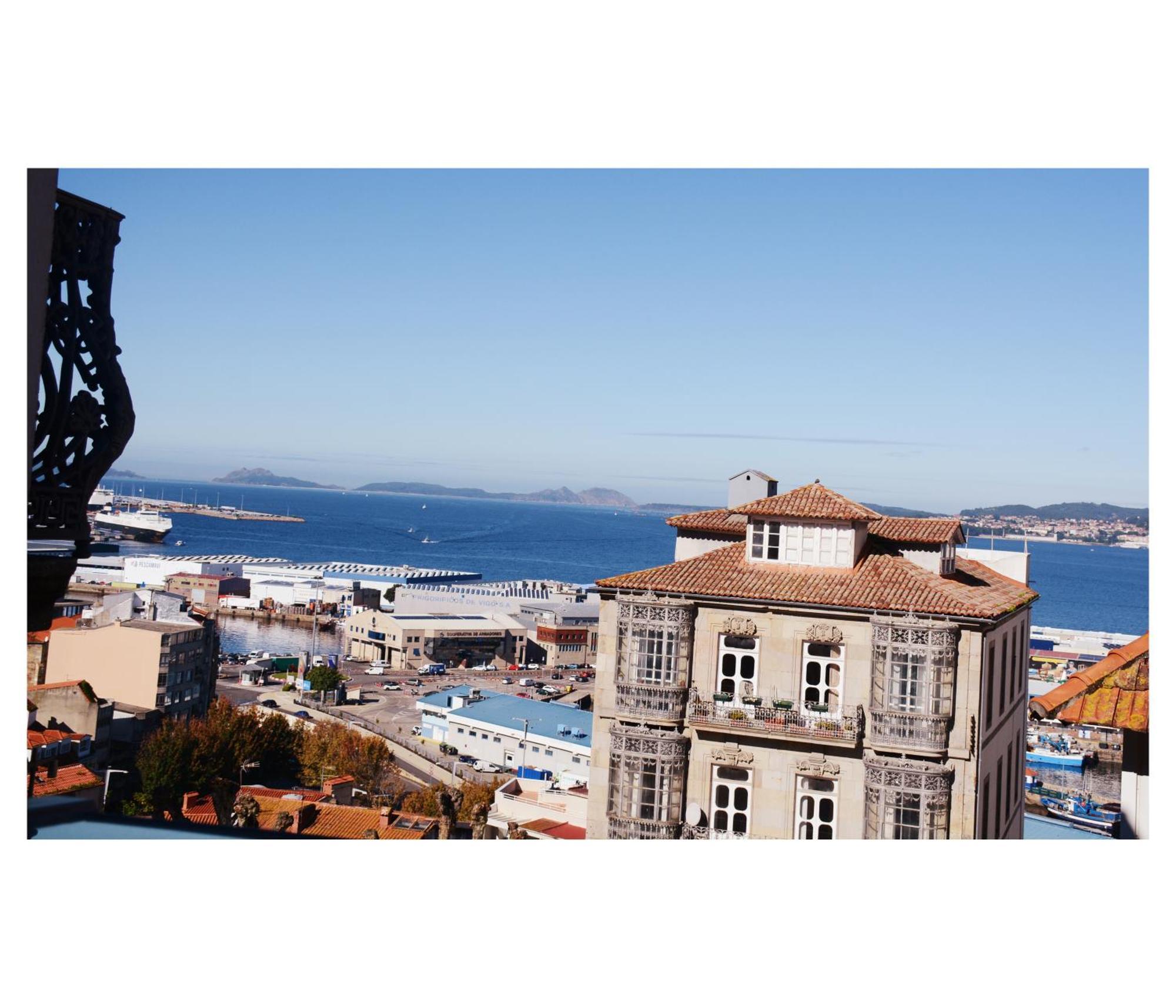 Preciosas Vistas Y A Estrenar En El Casco Viejo Centro Ciudad Apartment Vigo Luaran gambar